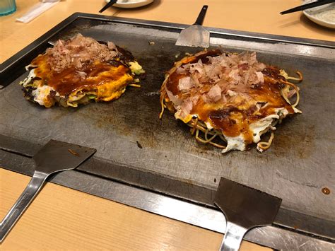 大阪駅 お好み焼き - 鉄道の旅と食文化の交差点